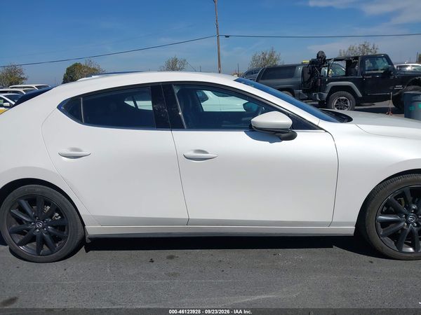 2020 MAZDA MAZDA3 PREMIUM PACKAGE — I116
