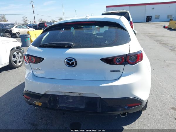 2020 MAZDA MAZDA3 PREMIUM PACKAGE — I119