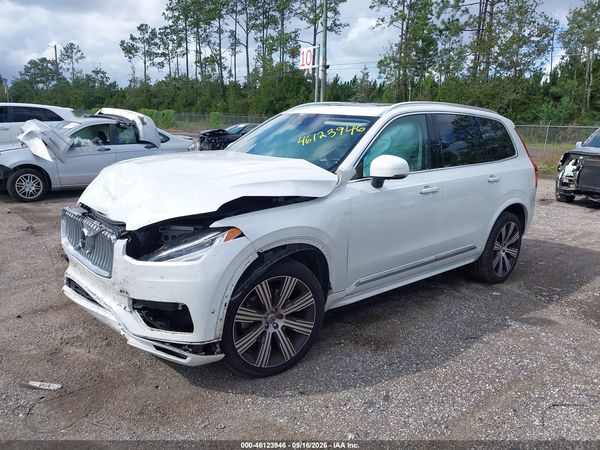 2022 VOLVO XC90 — I2