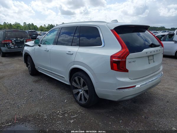 2022 VOLVO XC90 — I3