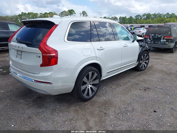 2022 VOLVO XC90 — I4