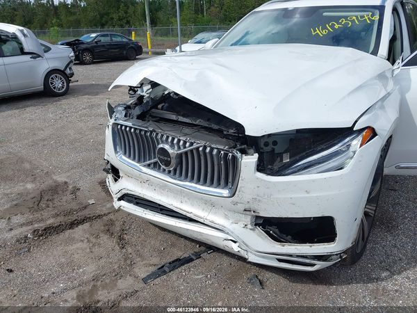 2022 VOLVO XC90 — I6