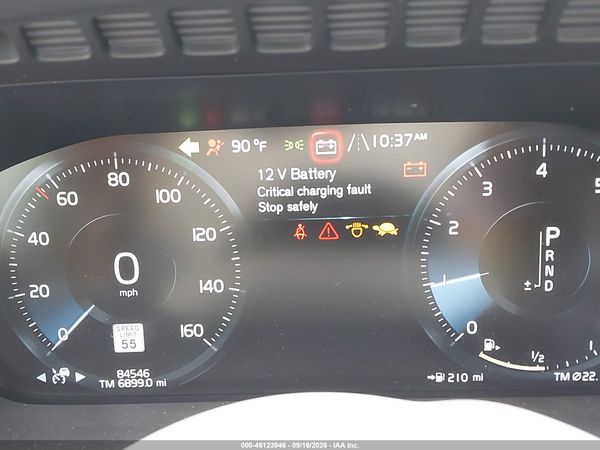 2022 VOLVO XC90 — I7