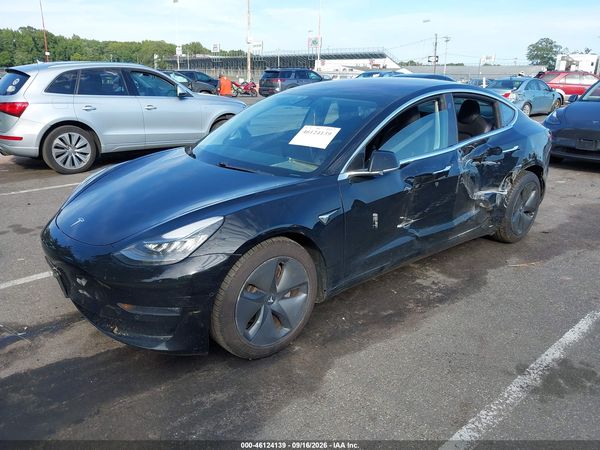 2018 TESLA MODEL 3 — I2