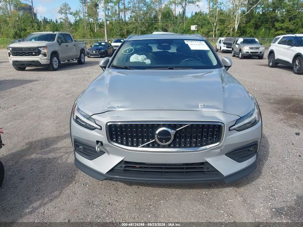 2025 VOLVO V60 CROSS COUNTRY — I115