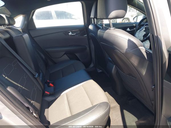 2023 KIA FORTE GT-LINE — I8