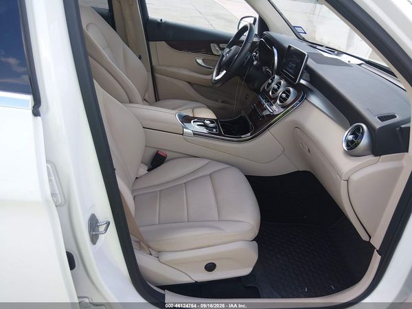 2018 MERCEDES-BENZ GLC 300 GLC300 — I5