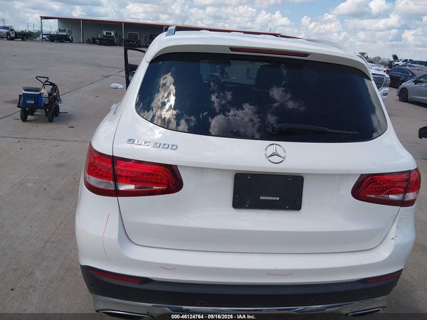 2018 MERCEDES-BENZ GLC 300 GLC300 — I119