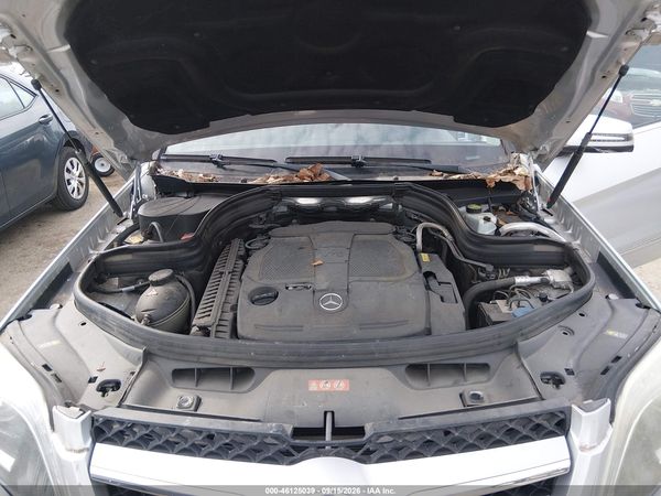 2013 MERCEDES-BENZ GLK 350 4MATIC — I10