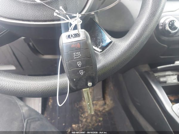 2019 KIA SORENTO 2.4L LX — I11