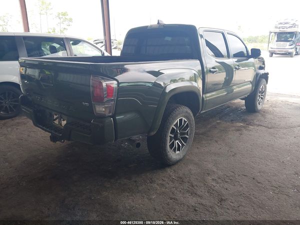 2022 TOYOTA TACOMA TRD SPORT — I4