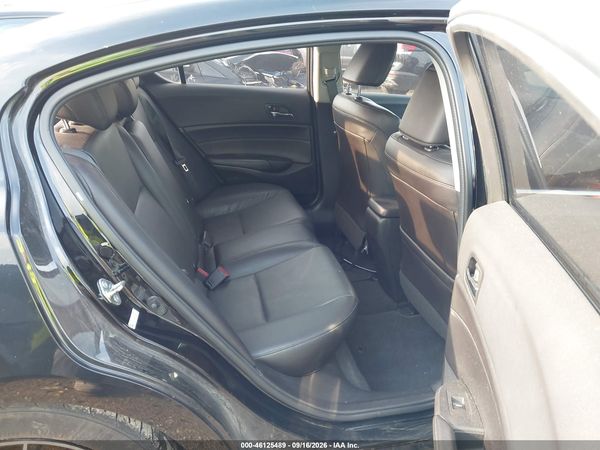 2016 ACURA ILX — I8