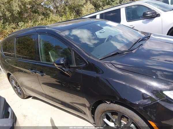 2026 CHRYSLER PACIFICA LIMITED — I116