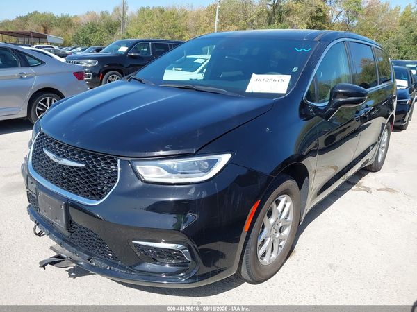 2025 CHRYSLER PACIFICA SELECT — I2