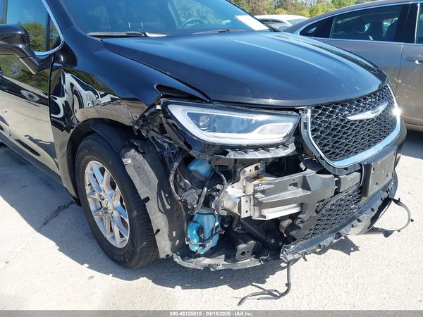 2025 CHRYSLER PACIFICA SELECT — I6