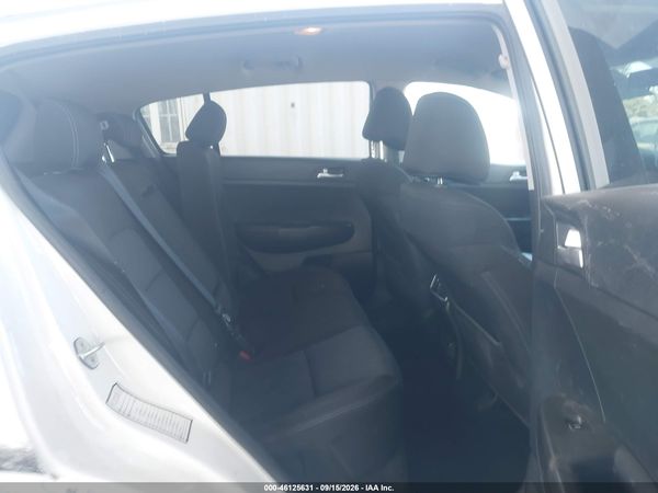 2017 KIA SPORTAGE LX — I8