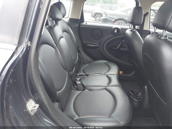 2015 MINI COUNTRYMAN COOPER S — I8