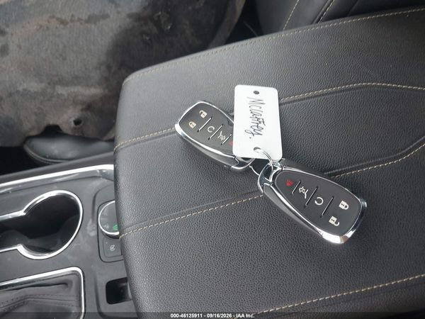 2023 CHEVROLET TRAVERSE FWD LT LEATHER — I11