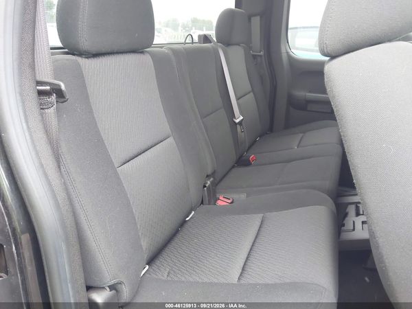 2012 CHEVROLET SILVERADO 1500 LT — I8