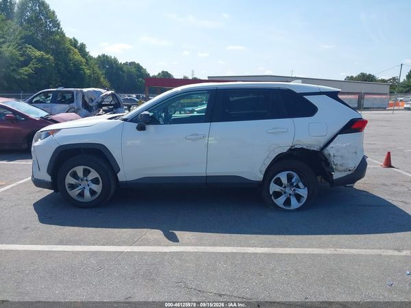 2022 TOYOTA RAV4 LE — I117
