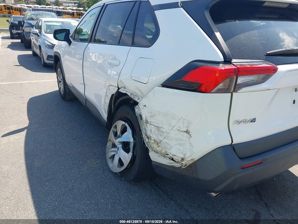 2022 TOYOTA RAV4 LE — I155
