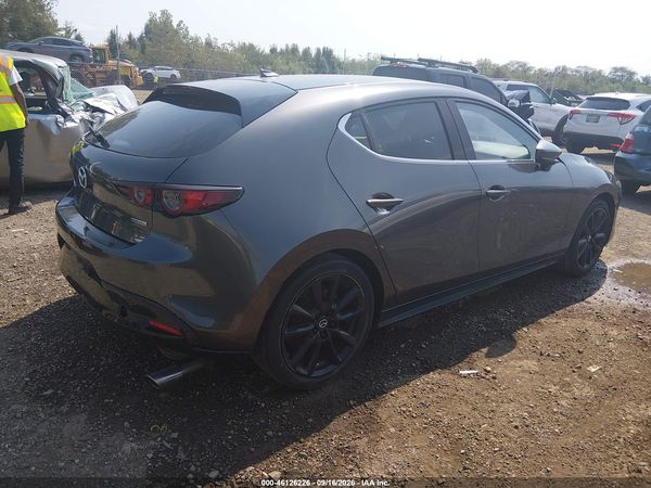 2021 MAZDA MAZDA3 PREMIUM — I4