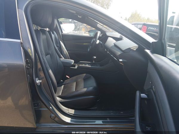 2021 MAZDA MAZDA3 PREMIUM — I5