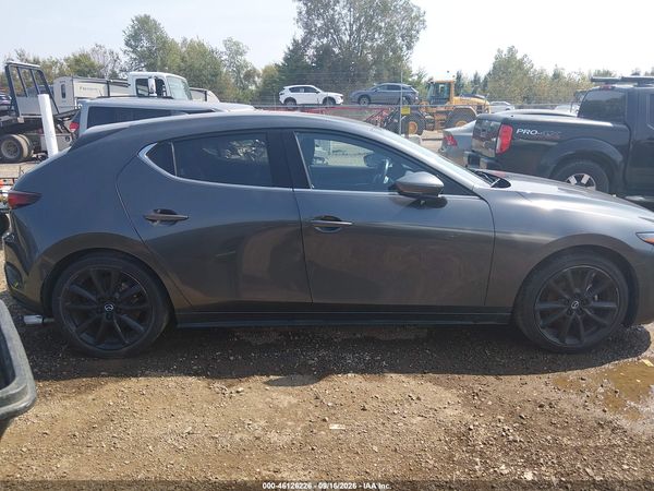 2021 MAZDA MAZDA3 PREMIUM — I116