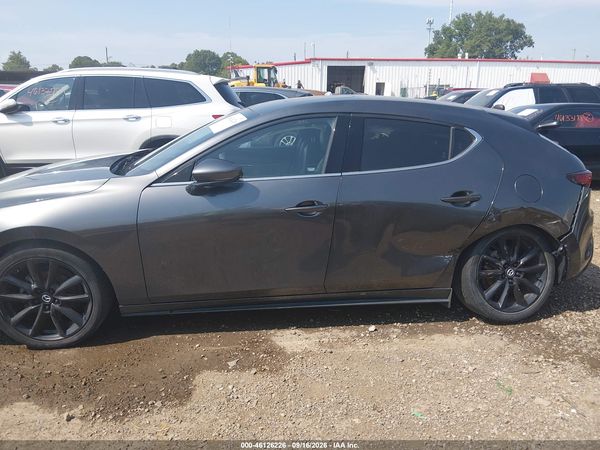 2021 MAZDA MAZDA3 PREMIUM — I117