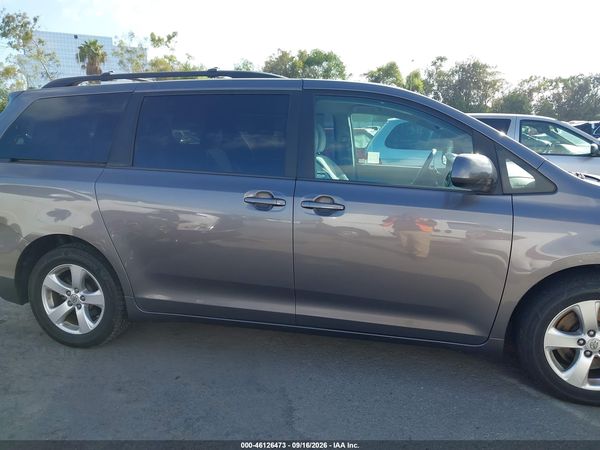 2017 TOYOTA SIENNA LE 8 PASSENGER — I116