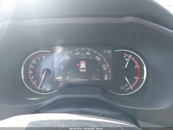 2025 TOYOTA RAV4 XLE PREMIUM — I7