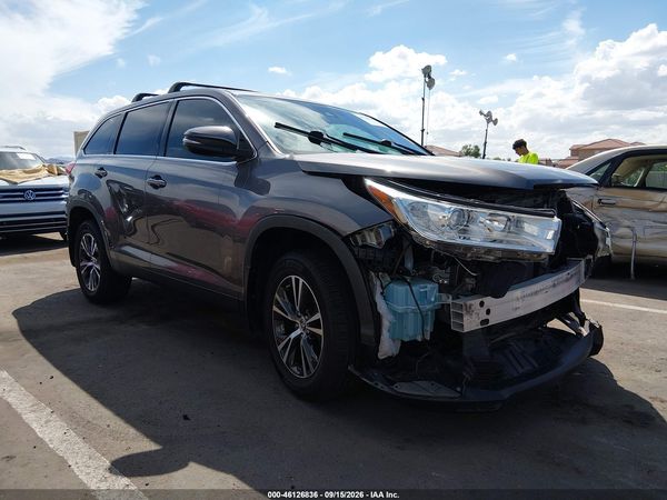 2019 TOYOTA HIGHLANDER LE PLUS — I1