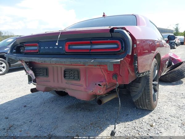 2018 DODGE CHALLENGER SXT PLUS — I154