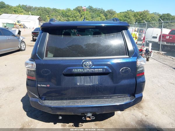 2020 TOYOTA 4RUNNER SR5 PREMIUM — I119