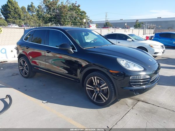 2014 PORSCHE CAYENNE DIESEL — I1