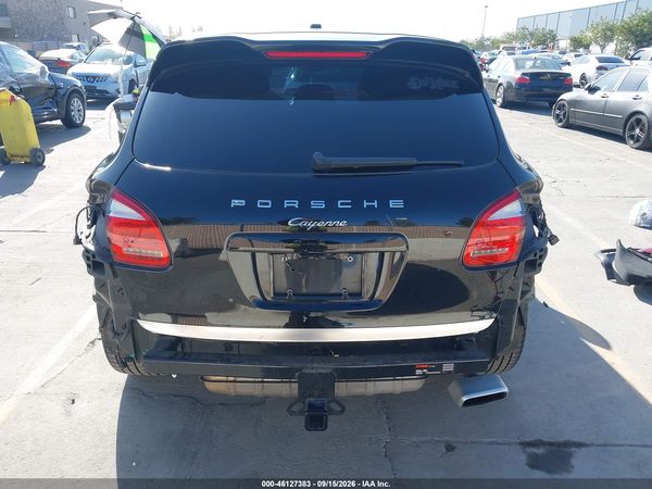2014 PORSCHE CAYENNE DIESEL — I6