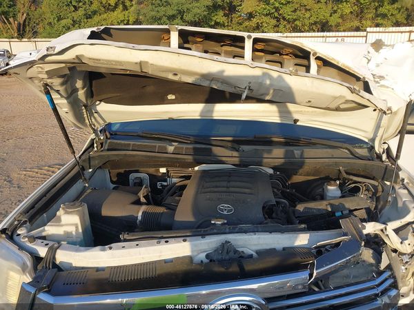 2016 TOYOTA TUNDRA SR5 4.6L V8 — I10