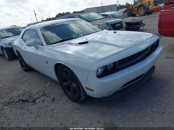 2014 DODGE CHALLENGER R/T PLUS — I1
