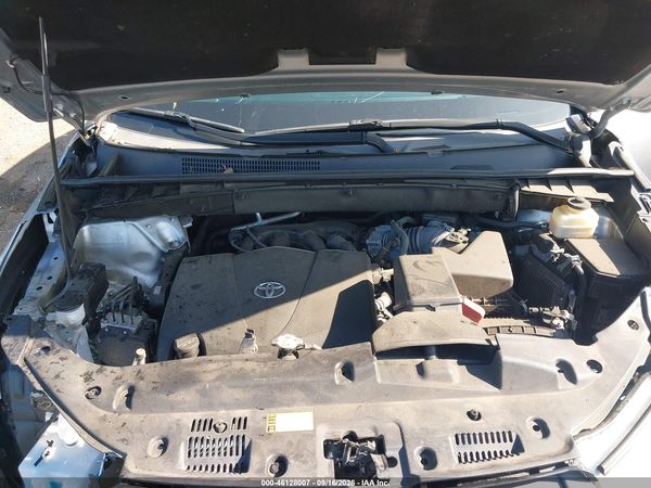2018 TOYOTA HIGHLANDER XLE — I10