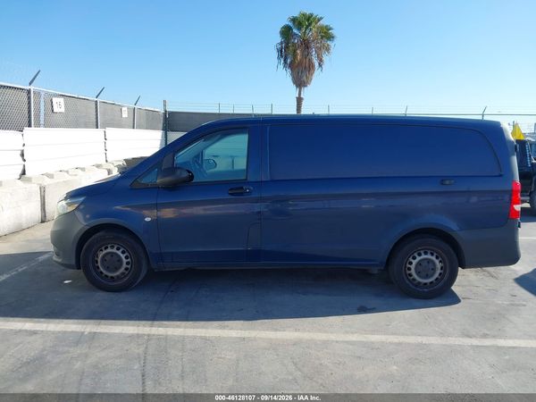 2016 MERCEDES-BENZ METRIS