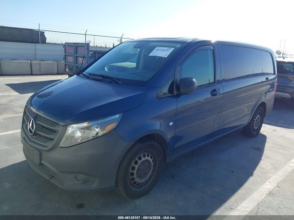 2016 MERCEDES-BENZ METRIS