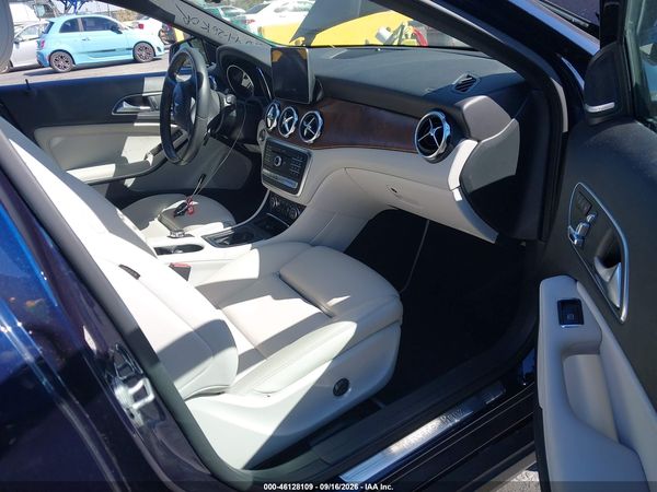 2018 MERCEDES-BENZ GLA GLA 250 — I5
