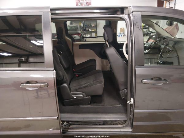 2017 DODGE GRAND CARAVAN SE — I8