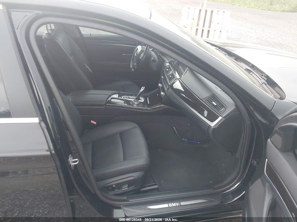 2015 BMW 528I — I5