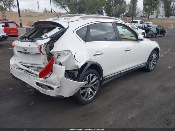 2017 INFINITI QX50 — I4