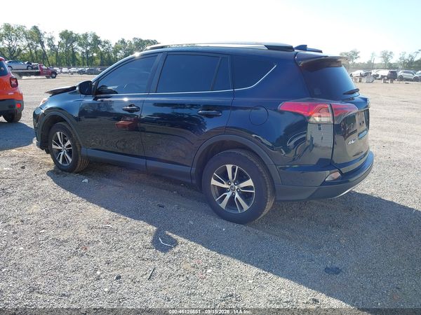 2018 TOYOTA RAV4 XLE — I3