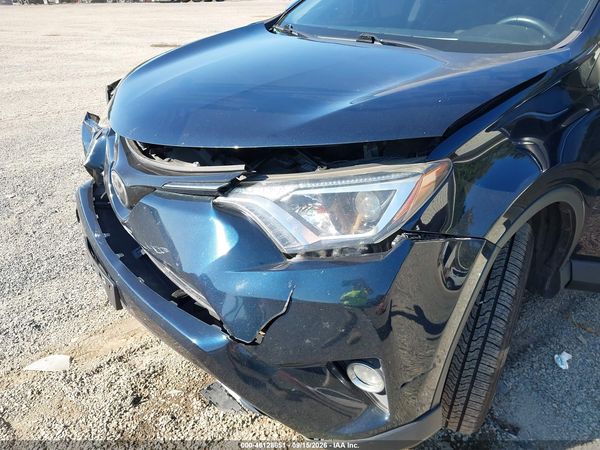 2018 TOYOTA RAV4 XLE — I152