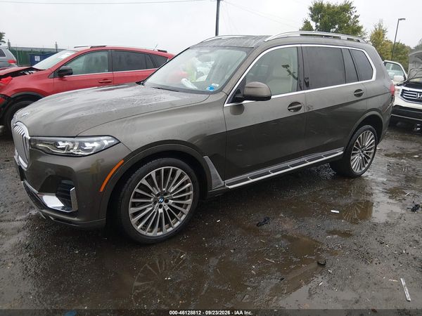 2021 BMW X7 — I2