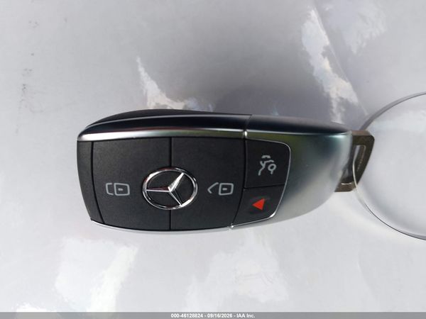 2021 MERCEDES-BENZ GLB 250 4MATIC — I11