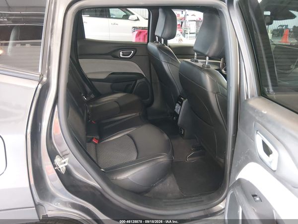 2024 JEEP COMPASS LATITUDE 4X4 — I8